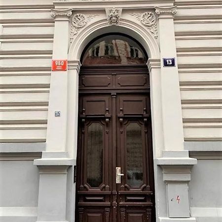 Side Street Apartments Prague Exterior photo